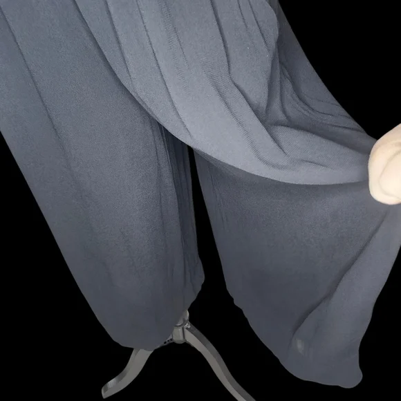 ARITZIA BABATON Maximillian Sleeveless  Jumpsuit - Medium - Picture 7 of 9